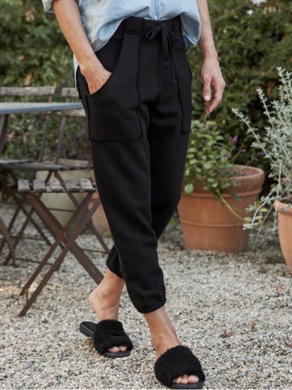 Frank & Eileen Pants Eamon Joggers Triple Terry in Black - Picture 2 of 6